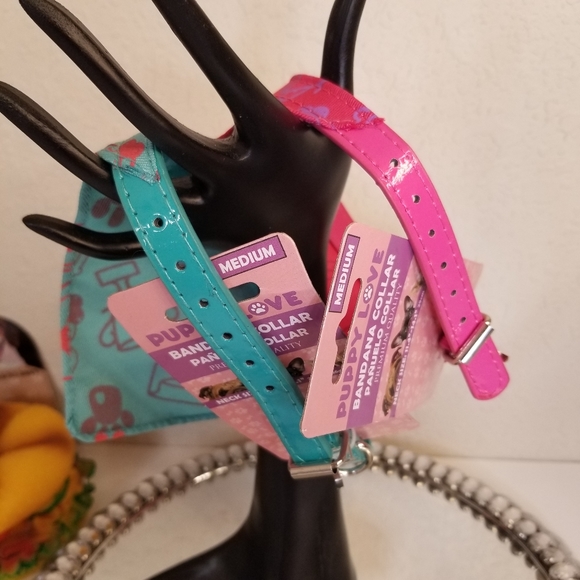 2 pc Fashionable Trendy Collar Dog Bandana New - Picture 4 of 11